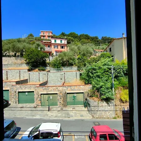 Rosse Le Grazie (Liguria)
