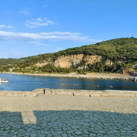 Apartamento Rosse Le Grazie (Liguria)